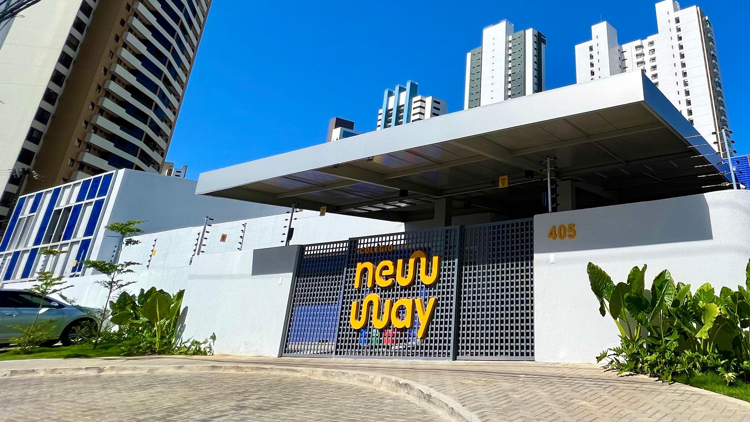 Fachada moderna da New Way